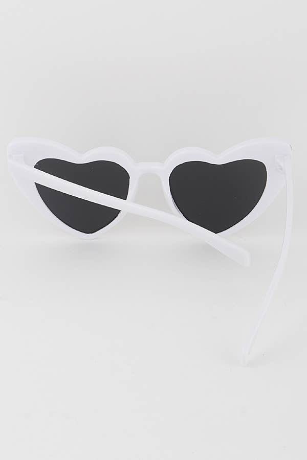 Shop Neighbors - Sharp Heart Cat eye Sunglasses